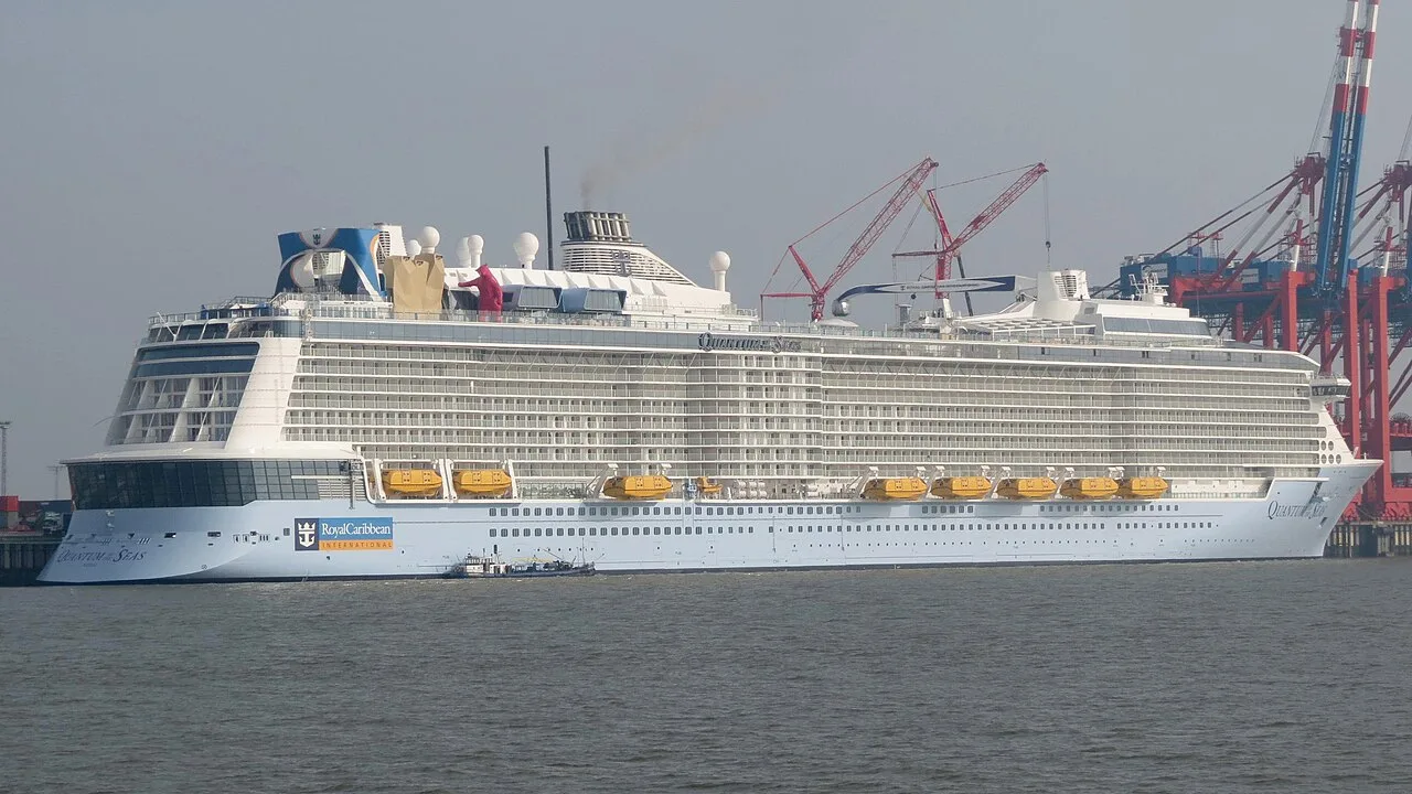 Quantum of the Seas in Bremerhaven, October 2014. Cropped view from the source photograph.